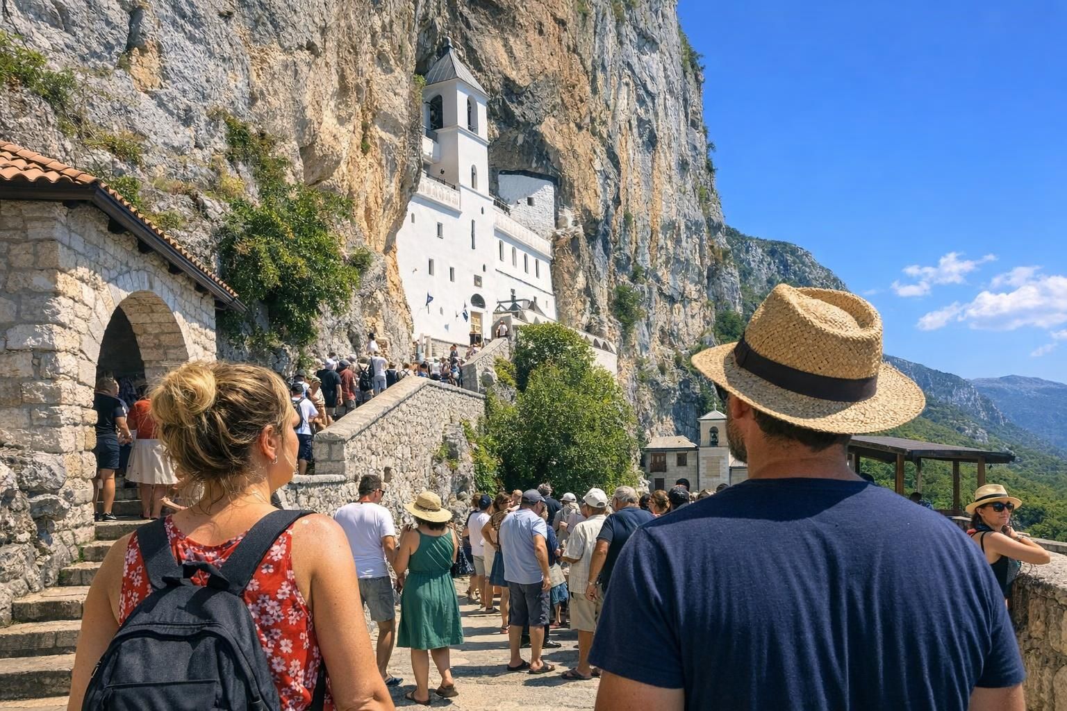 Montenegro monastère d ostrog : 7 heures entre roche et silence